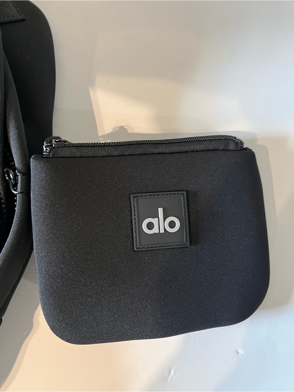 NEW Alo Yoga Stow Neoprene Backpack Black w/ Pouch Purse A0481U - Picture 3 of 15